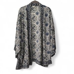 Max Studio women’s 1X long sleeve floral open front White & blue kimono